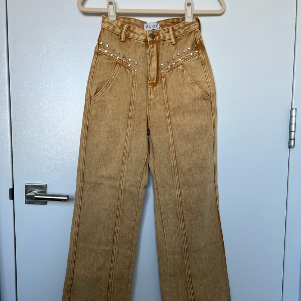 Tandt straight leg jeans with stud decoration